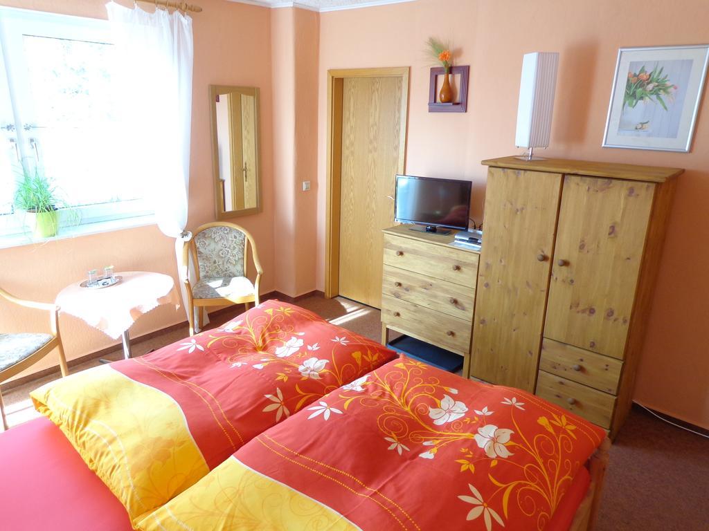 Pension Sonnenhuegel Markersdorf Room photo